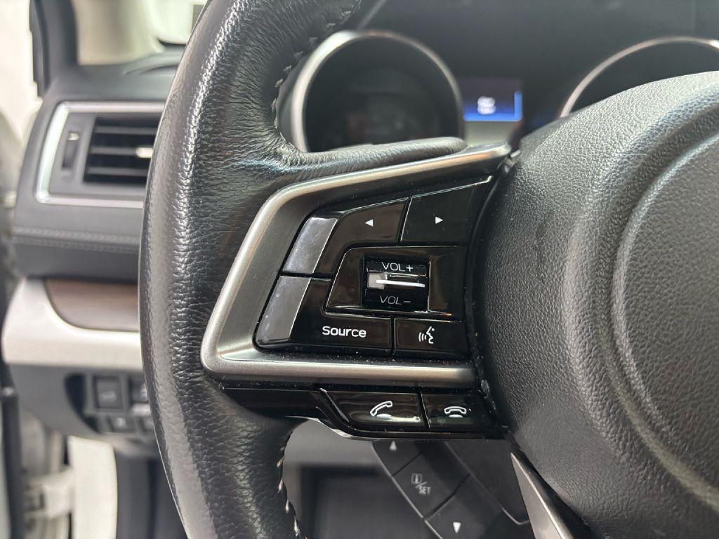 2019 Subaru Outback Image 16