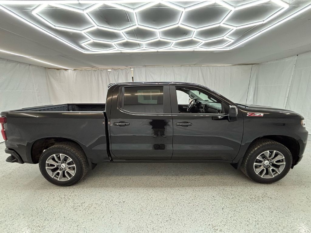 2019 Chevrolet Silverado 1500 Image 2