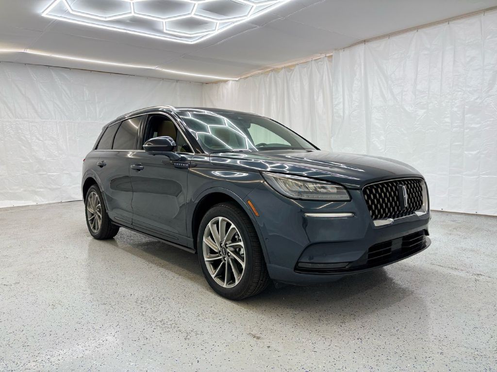 2021 Lincoln Corsair Image 1