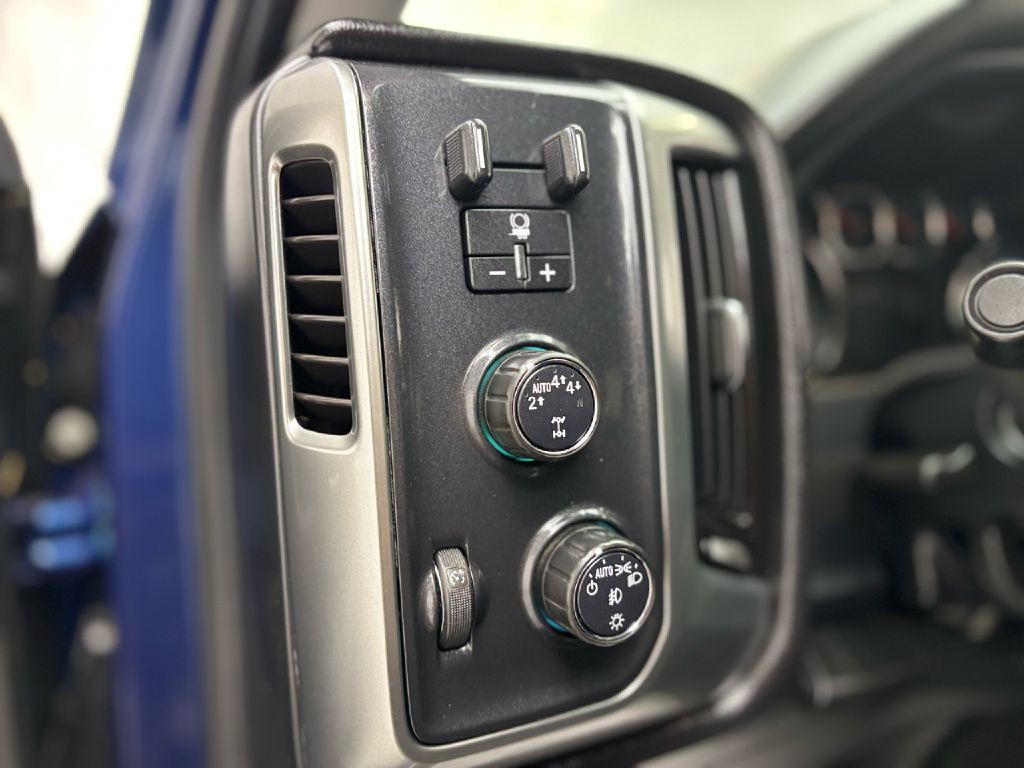 2017 Chevrolet Silverado 1500 Image 12