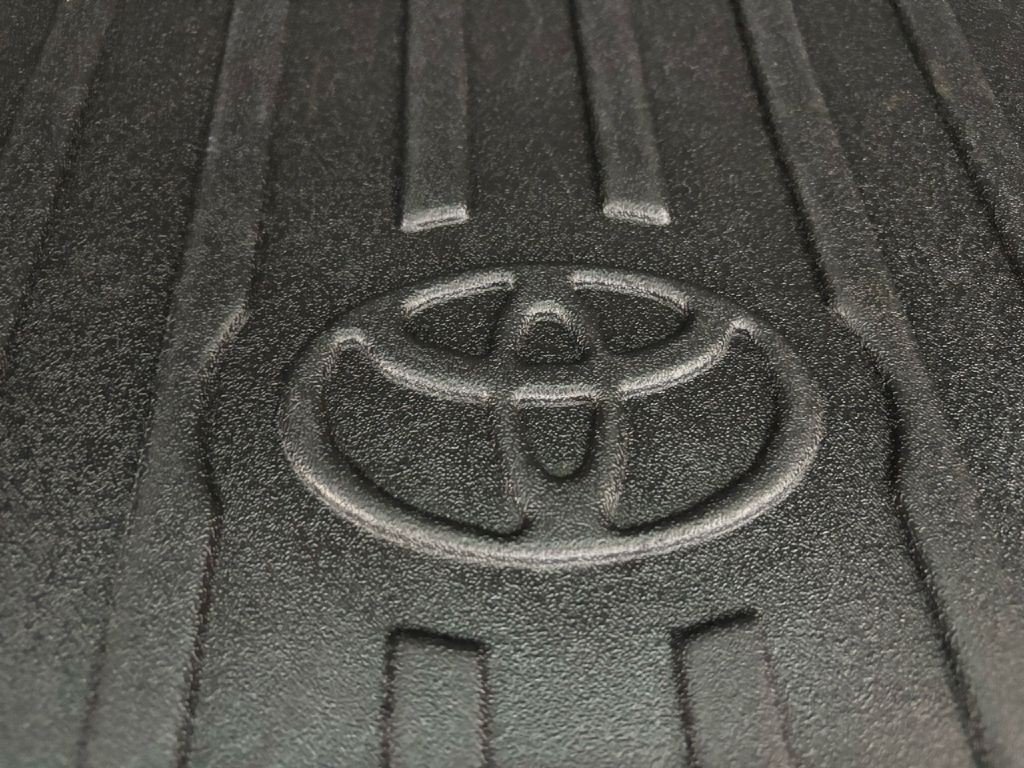 2016 Toyota Highlander Image 39