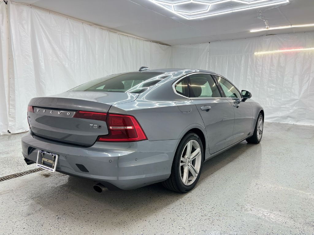 2018 Volvo S90 Image 3