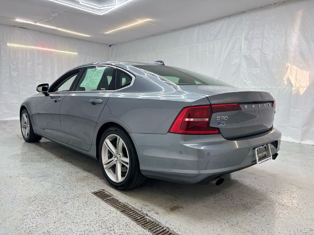2018 Volvo S90 Image 5