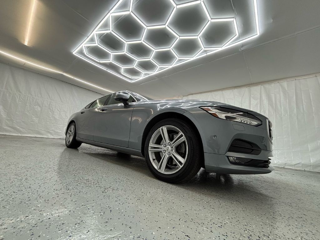 2018 Volvo S90 Image 10