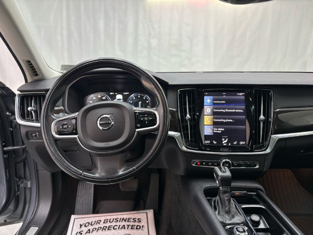 2018 Volvo S90 Image 16