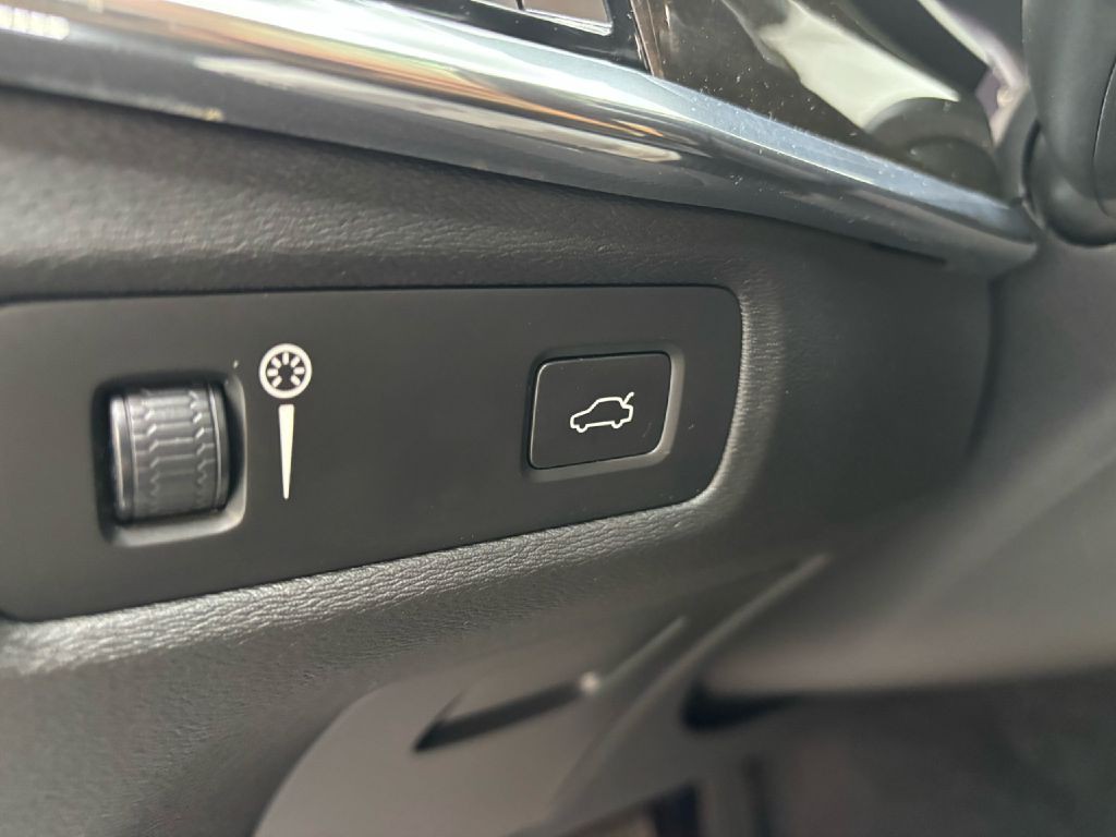 2018 Volvo S90 Image 20