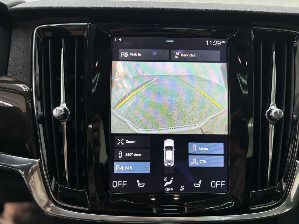 2018 Volvo S90 Image 23