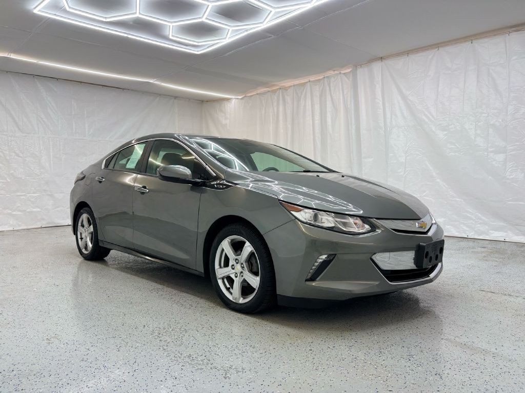 2017 Chevrolet Volt Image 1