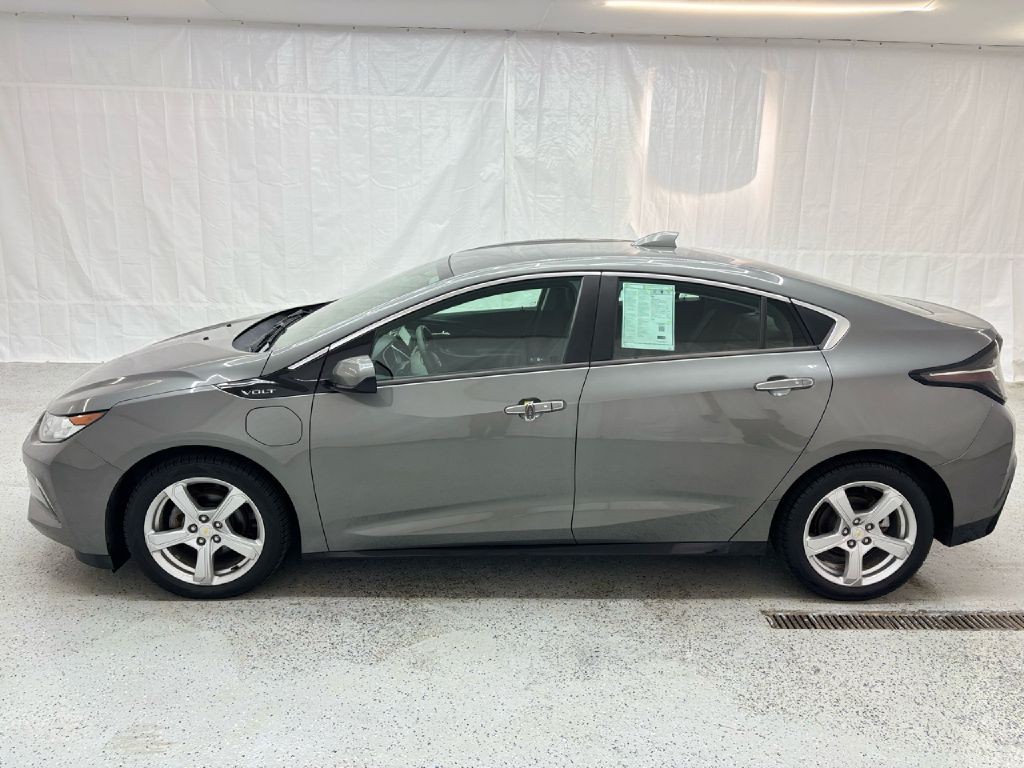 2017 Chevrolet Volt Image 6