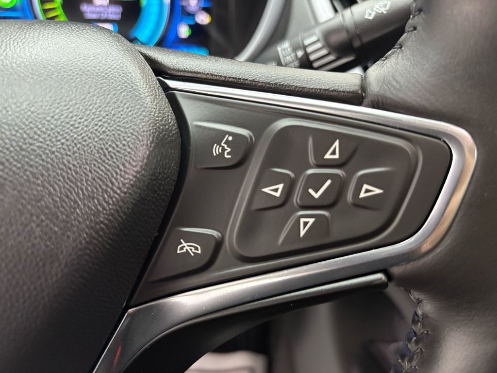 2017 Chevrolet Volt Image 20