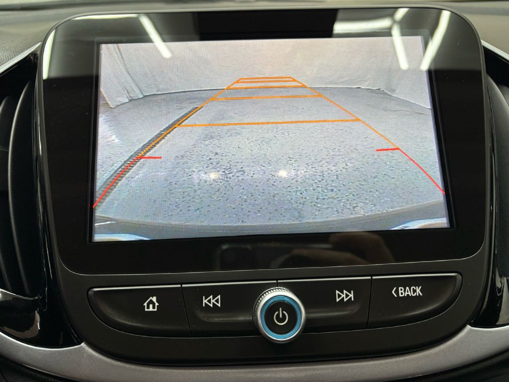 2017 Chevrolet Volt Image 25