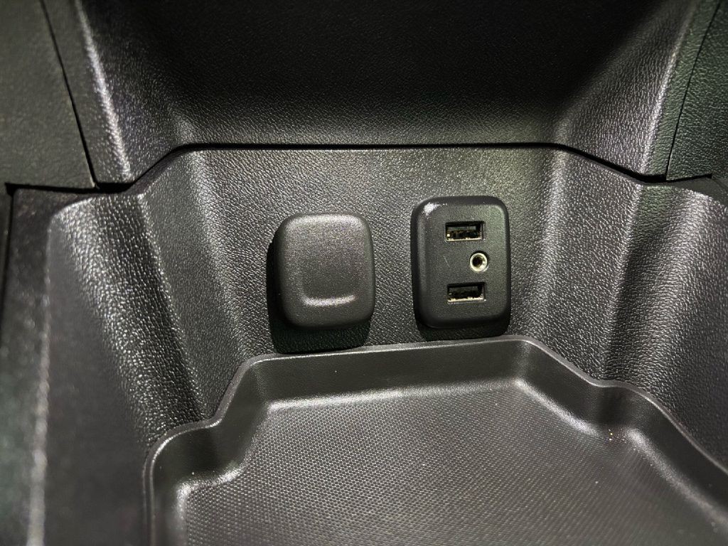 2017 Chevrolet Volt Image 27
