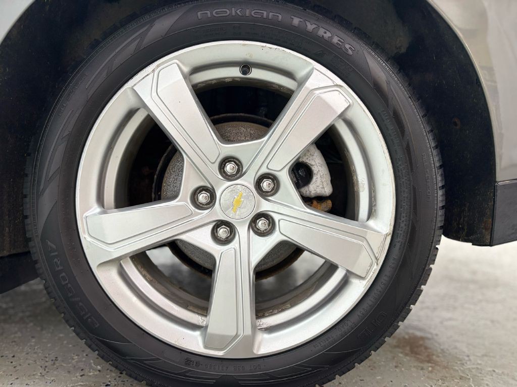 2017 Chevrolet Volt Image 36