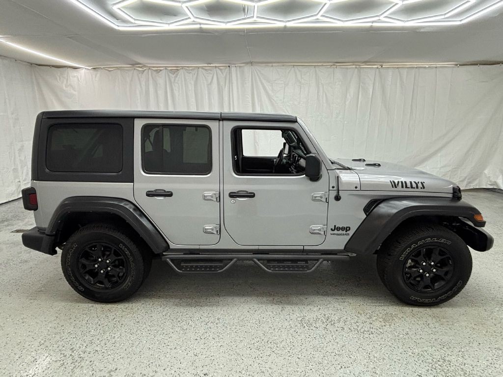 2021 Jeep Wrangler Unlimited Image 2