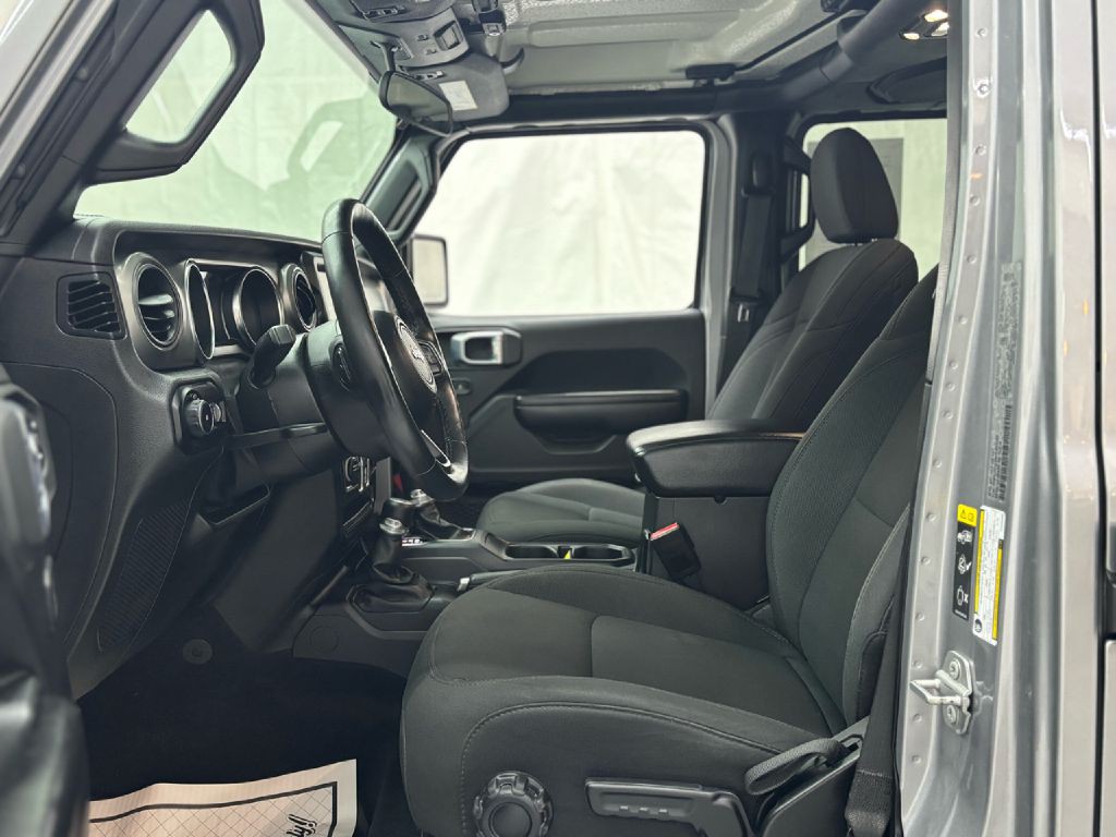 2021 Jeep Wrangler Unlimited Image 16