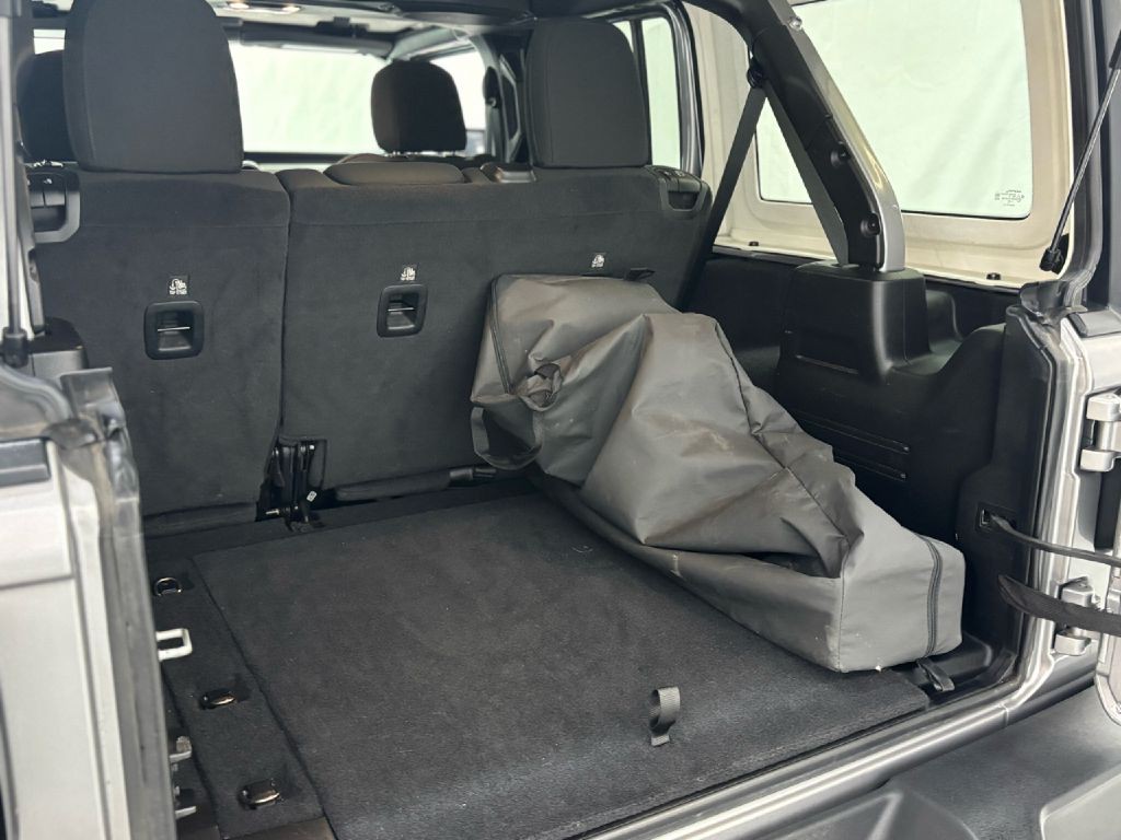 2021 Jeep Wrangler Unlimited Image 40