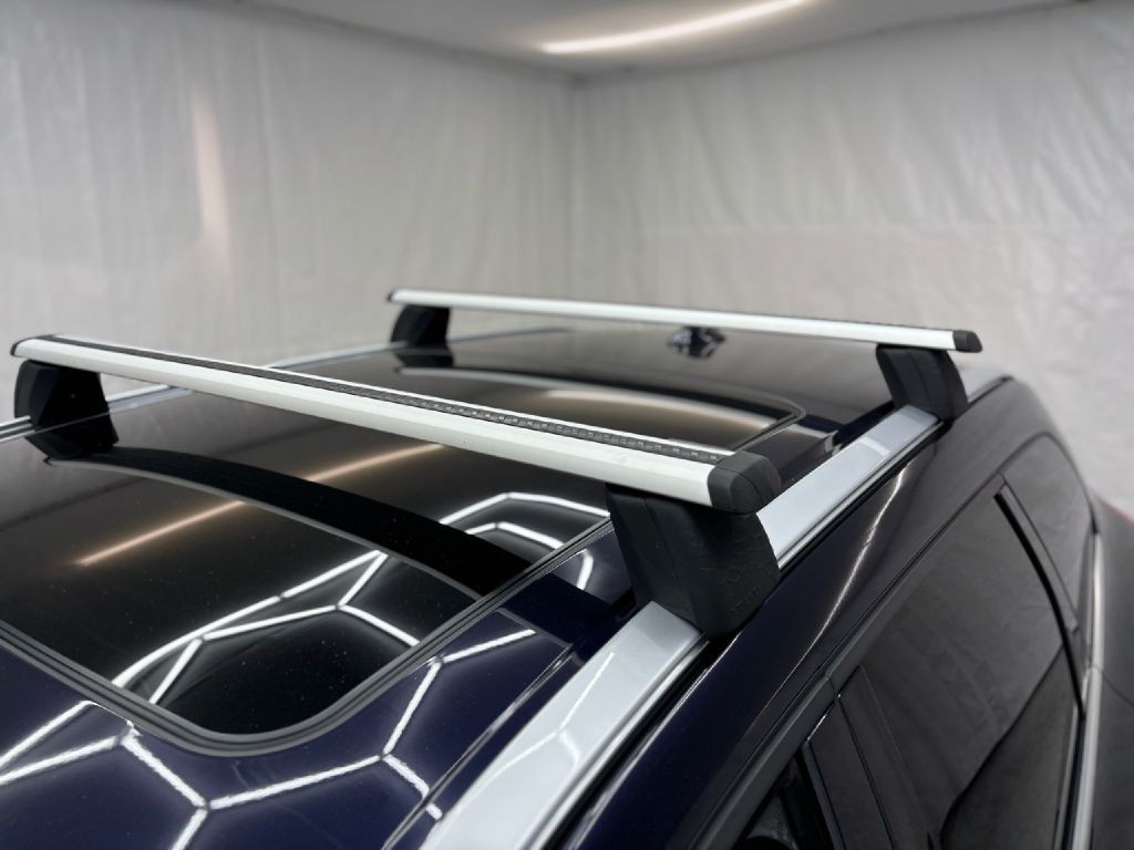 2017 Volvo XC60 Image 14