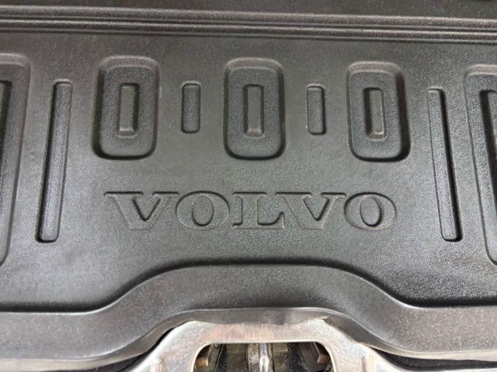 2017 Volvo XC60 Image 37