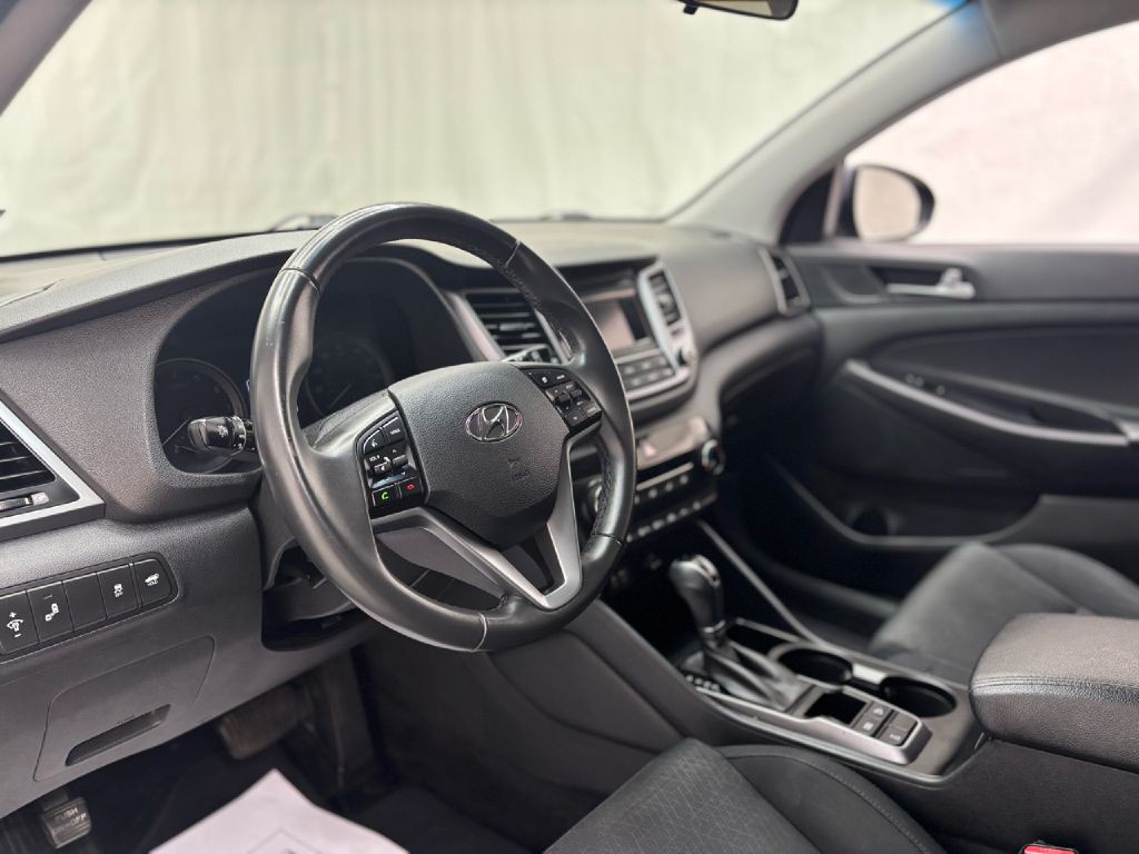 2016 Hyundai Tucson Image 13
