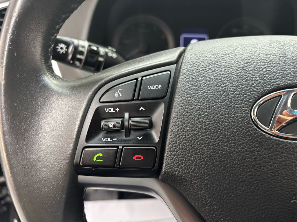 2016 Hyundai Tucson Image 16