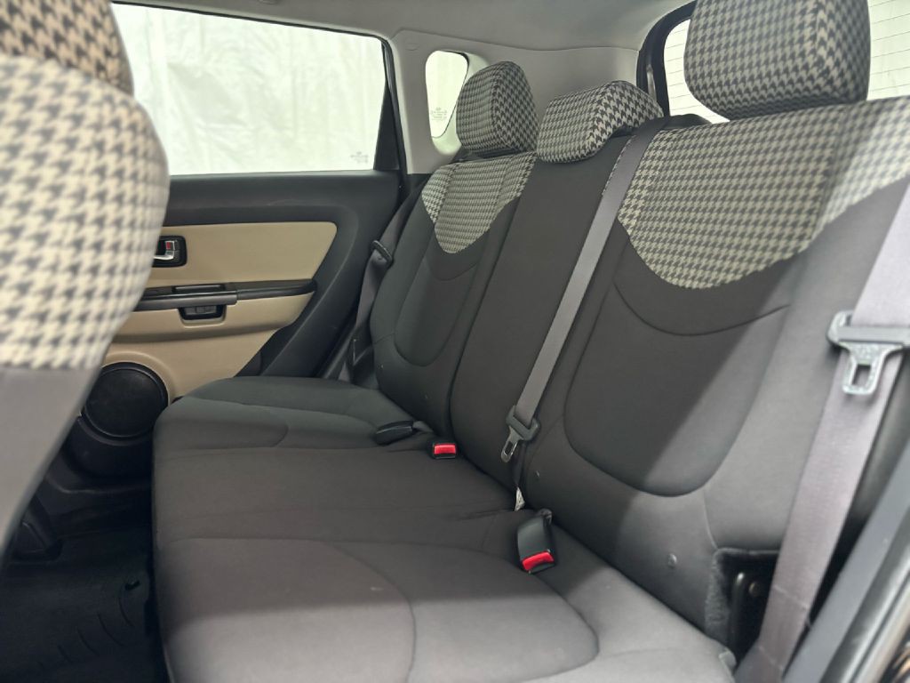 2013 Kia Soul Image 30
