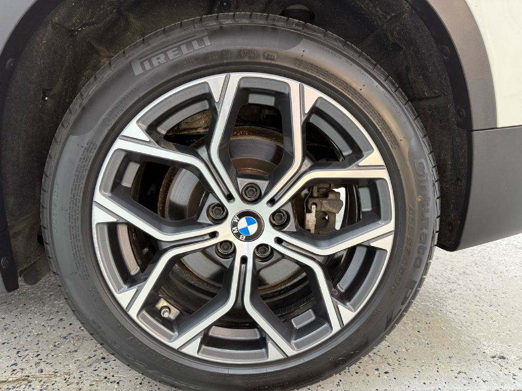 2021 BMW X1 Image 32