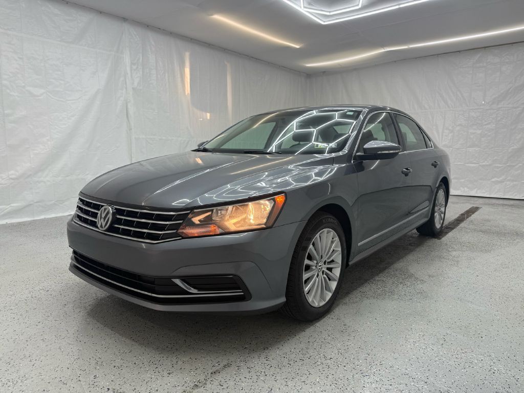 2017 Volkswagen Passat Image 7
