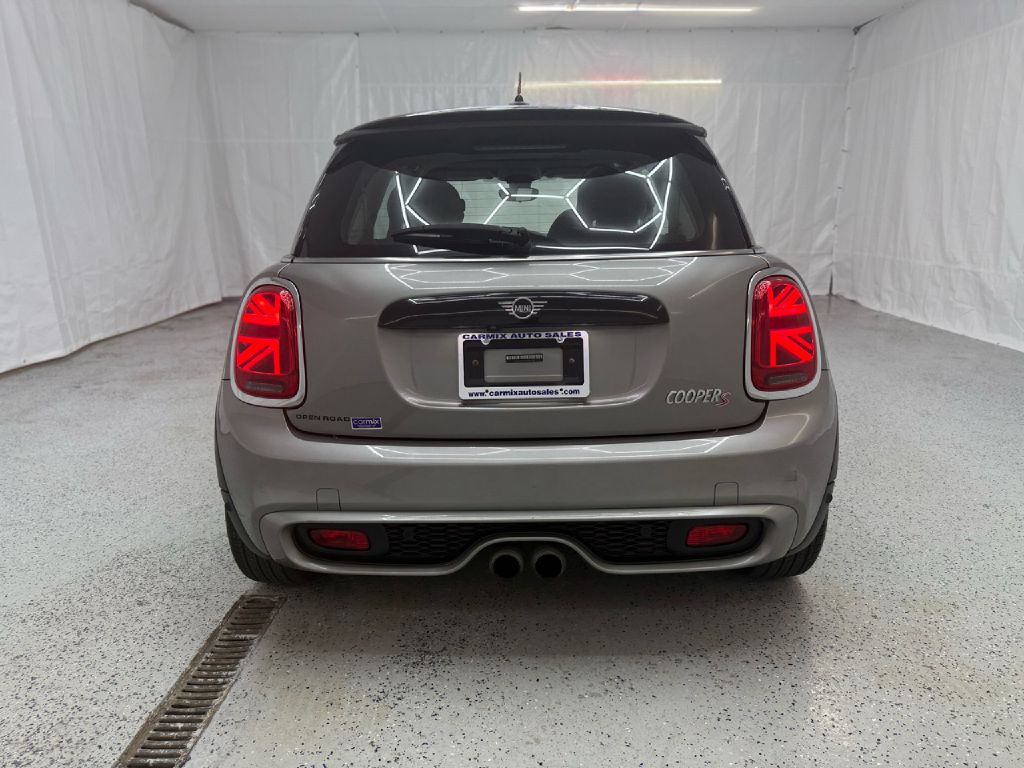 2019 MINI Cooper Image 4