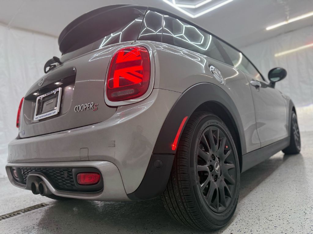 2019 MINI Cooper Image 37