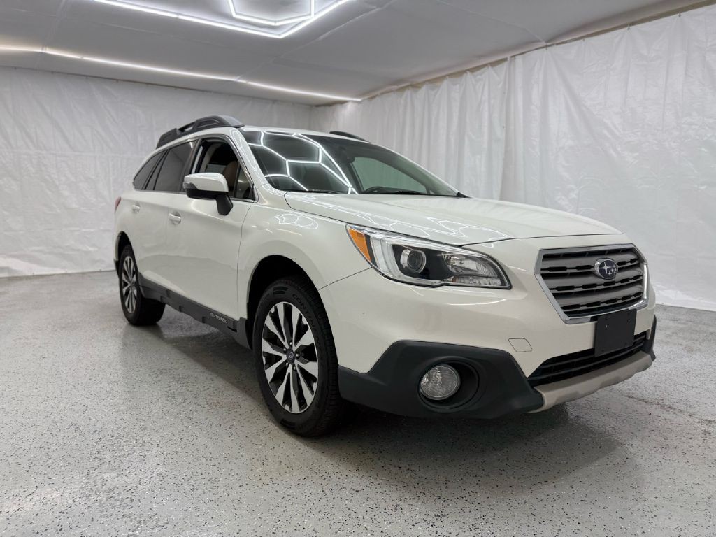 2015 Subaru Outback Image 1