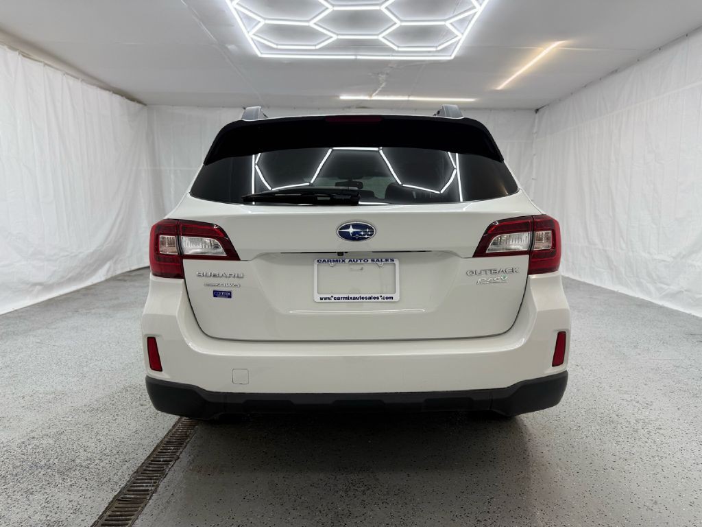 2015 Subaru Outback Image 4