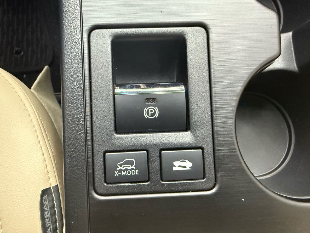 2015 Subaru Outback Image 24