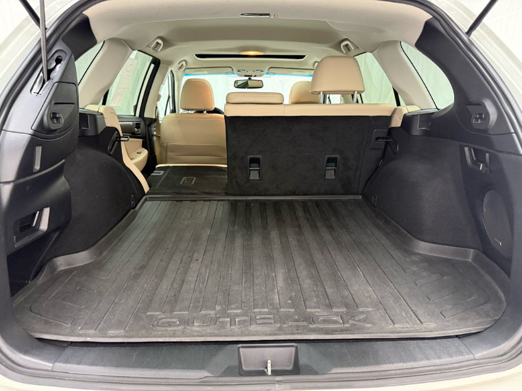 2015 Subaru Outback Image 29