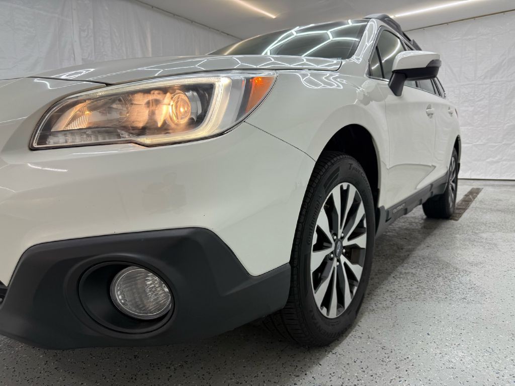 2015 Subaru Outback Image 40