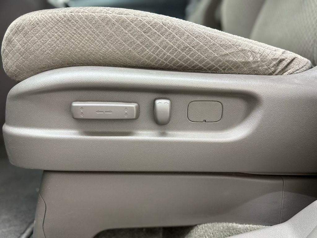 2014 Honda Odyssey Image 10