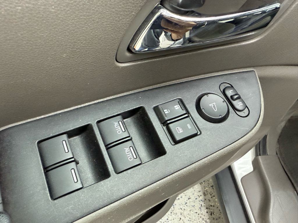 2014 Honda Odyssey Image 11