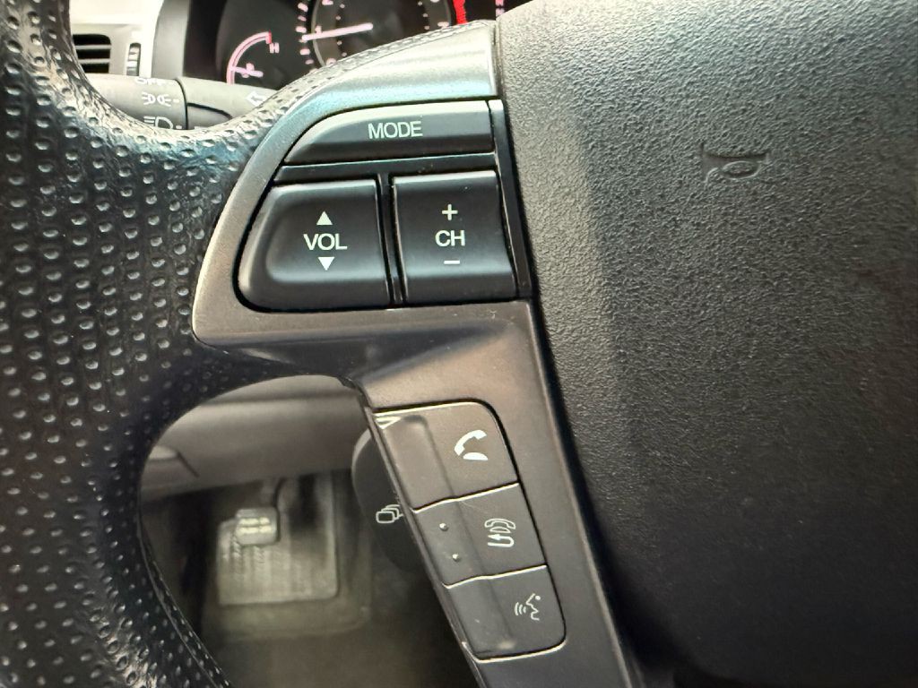 2014 Honda Odyssey Image 13