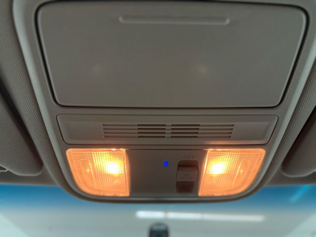 2014 Honda Odyssey Image 23