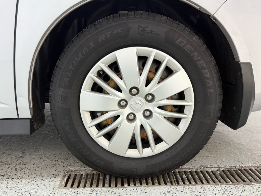 2014 Honda Odyssey Image 32