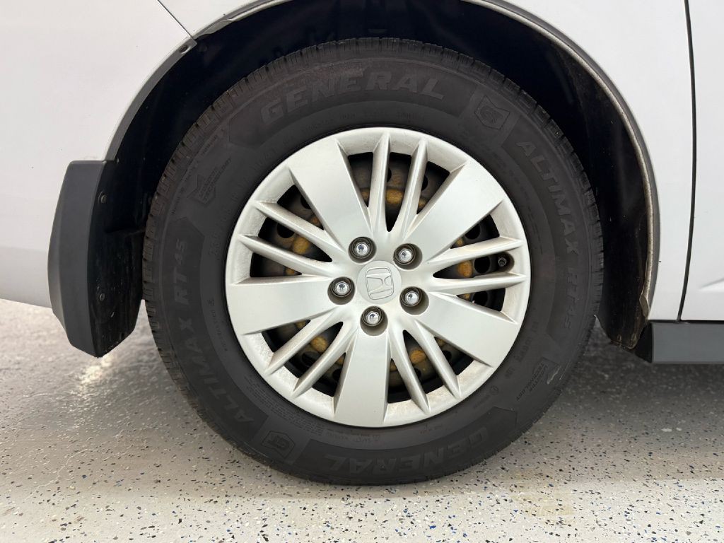 2014 Honda Odyssey Image 33