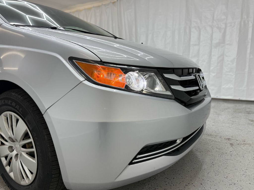 2014 Honda Odyssey Image 38