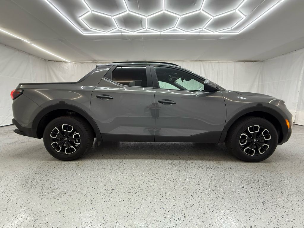 2023 Hyundai Santa Cruz Image 2