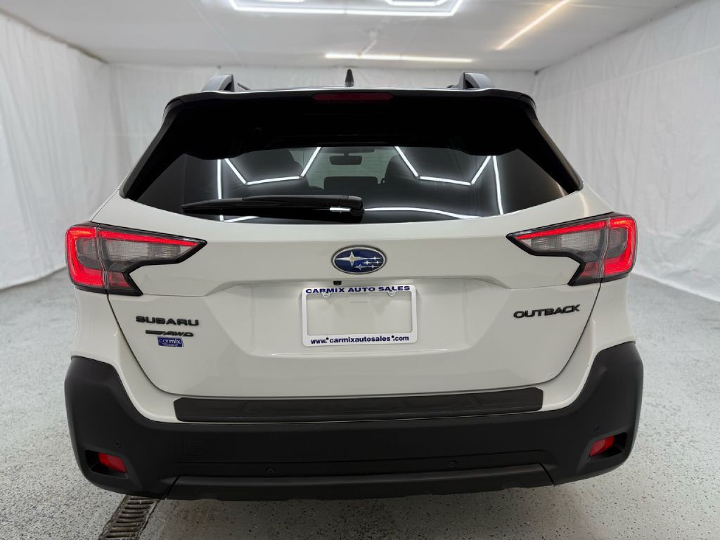 2023 Subaru Outback Image 4