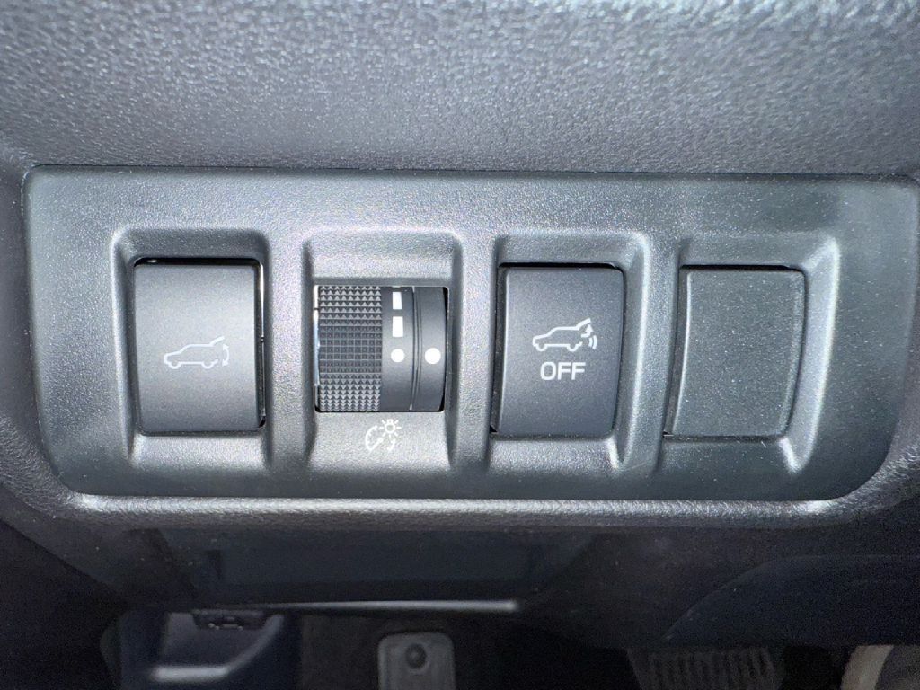 2023 Subaru Outback Image 17