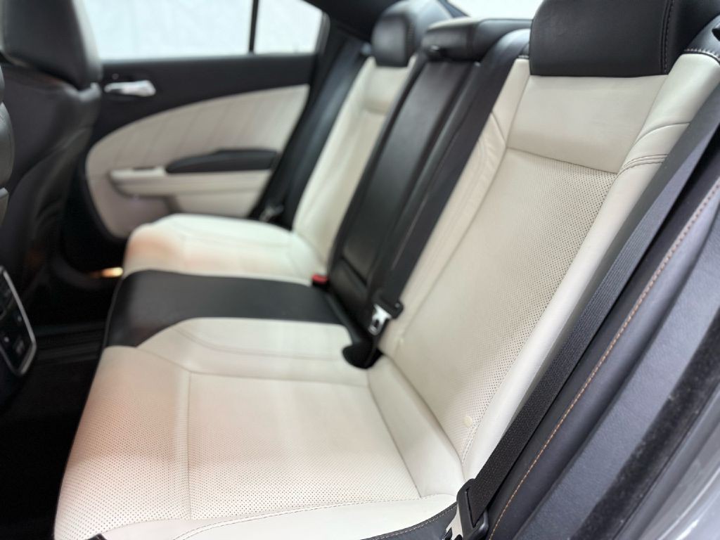 2018 Dodge Charger Image 27