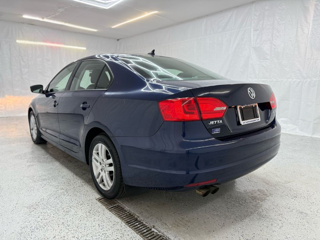 2012 Volkswagen Jetta Image 5