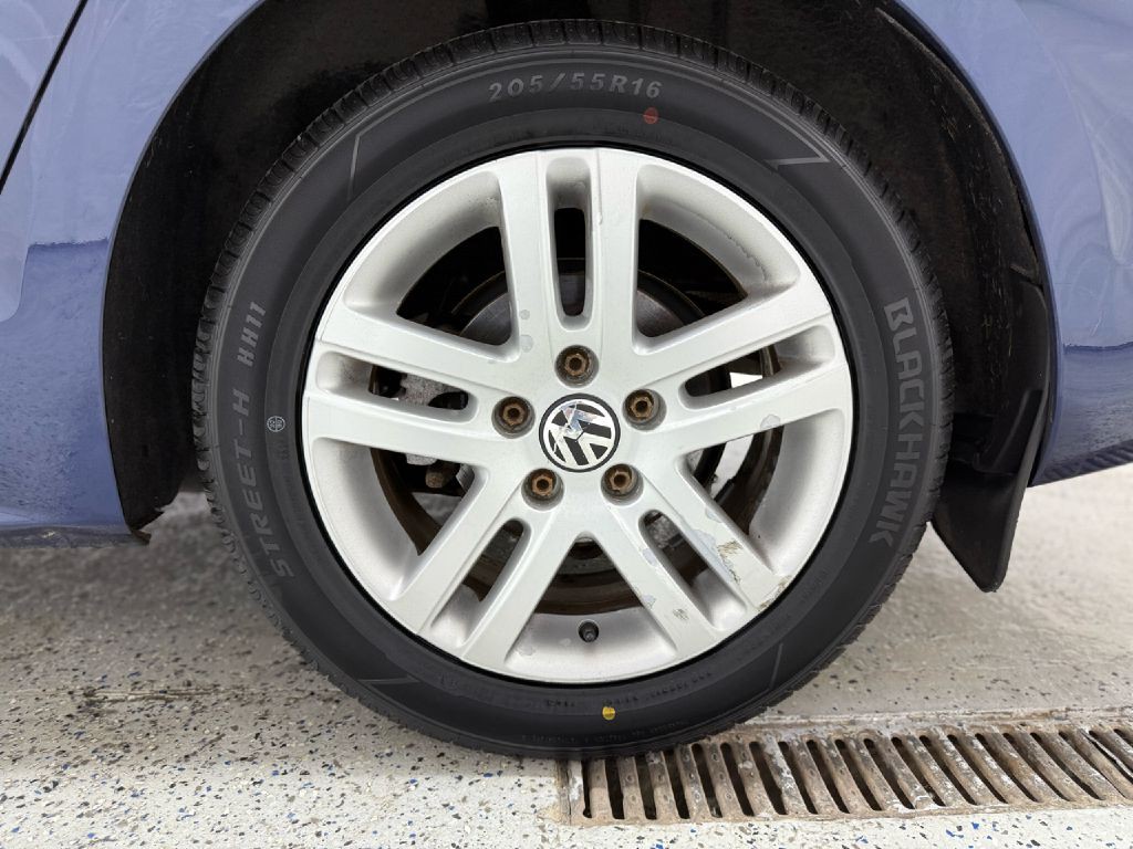 2012 Volkswagen Jetta Image 26