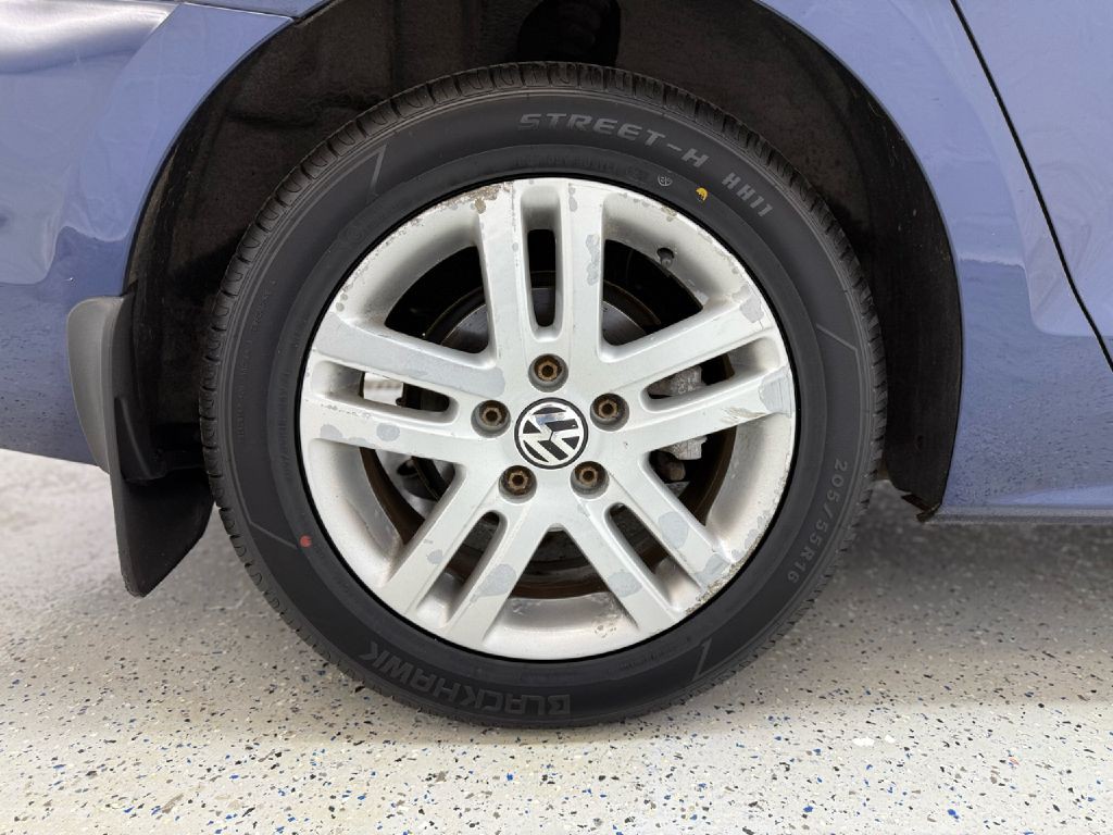 2012 Volkswagen Jetta Image 27