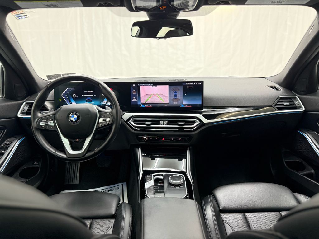2023 BMW 3 Series Image 27