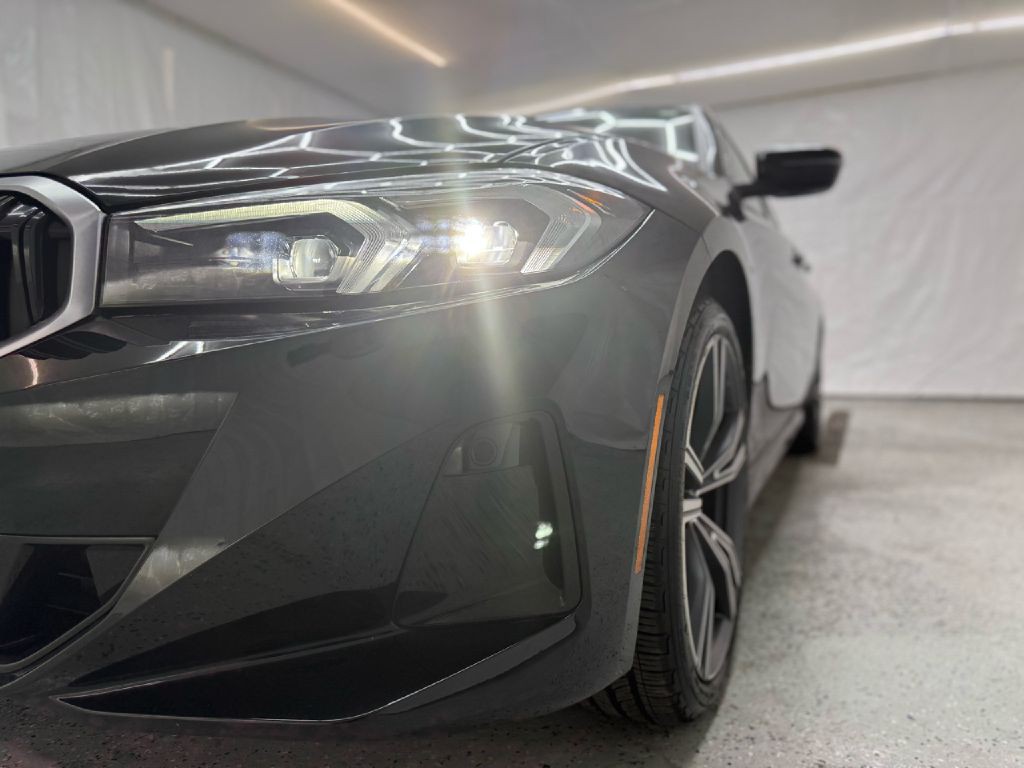 2023 BMW 3 Series Image 38